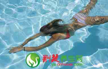 学游泳时如何消除对水的恐惧