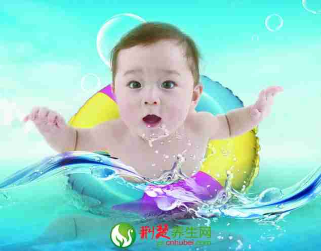 婴儿游泳的好处